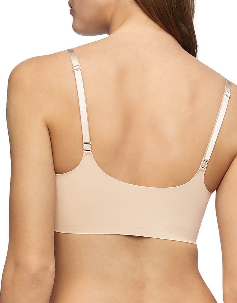 Bare Back Calvin Klein Women Invisibles Wirefree Lightly Lined Triangle Bralette QF5753